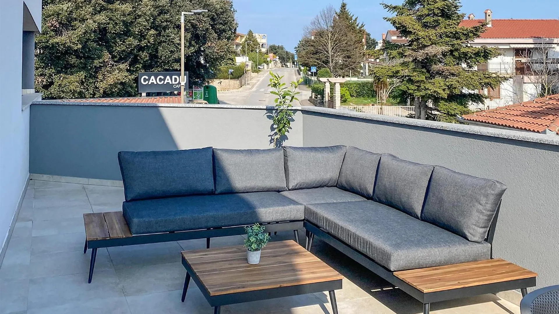 3 Bedroom Amazing Apartment In Pjescana Uvala Kroatien